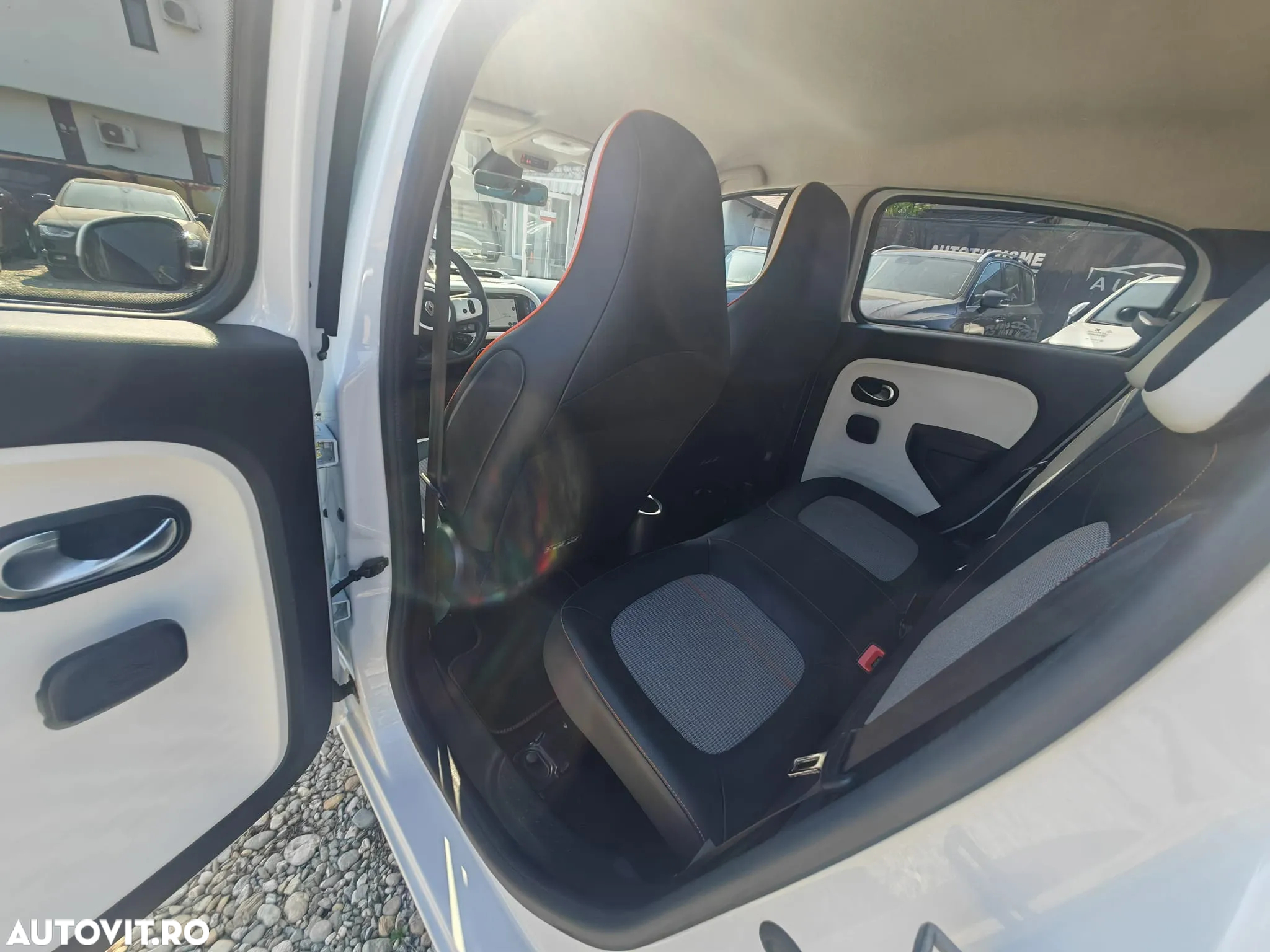 Renault Twingo Electric VIBES - 11
