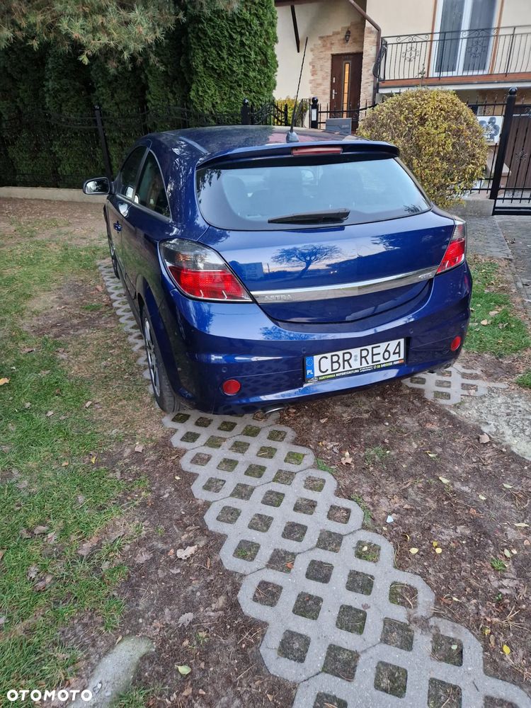 Opel Astra III GTC 1.6 Limited - 14