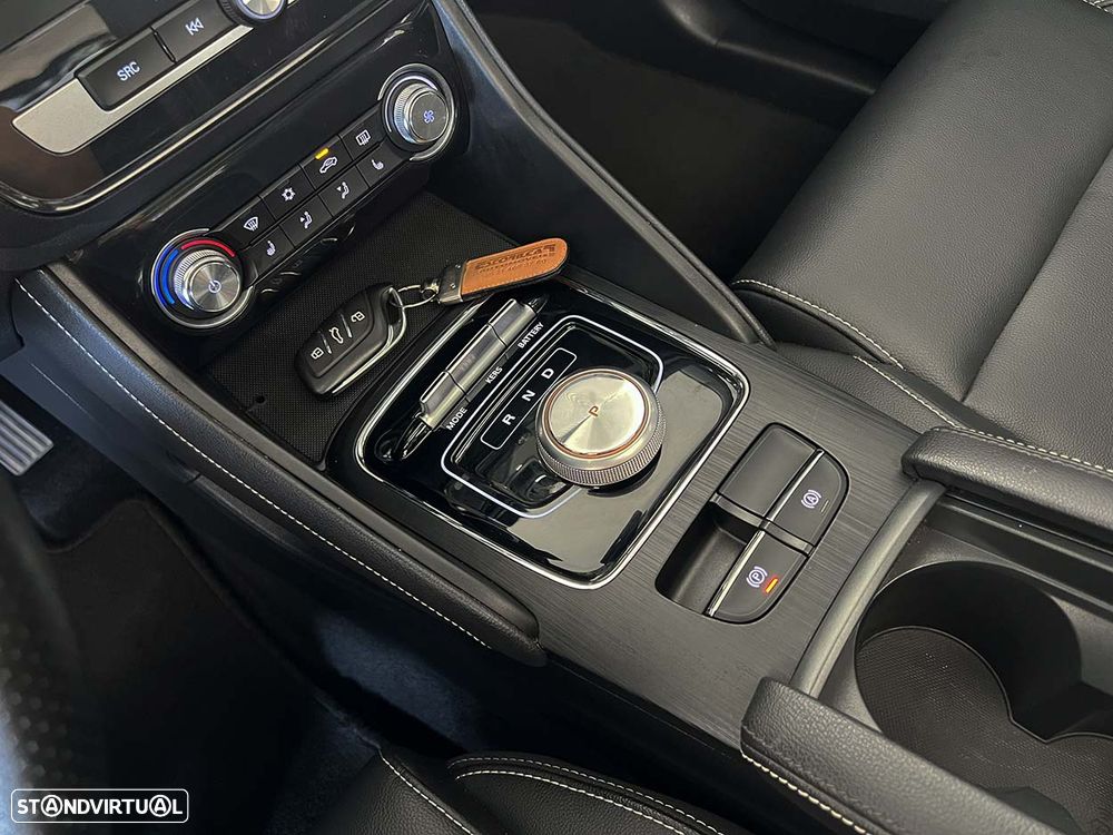 MG ZS Luxury - 17