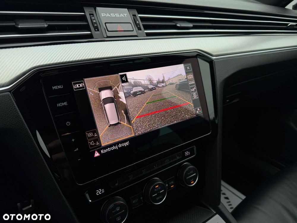 Volkswagen Passat - 25