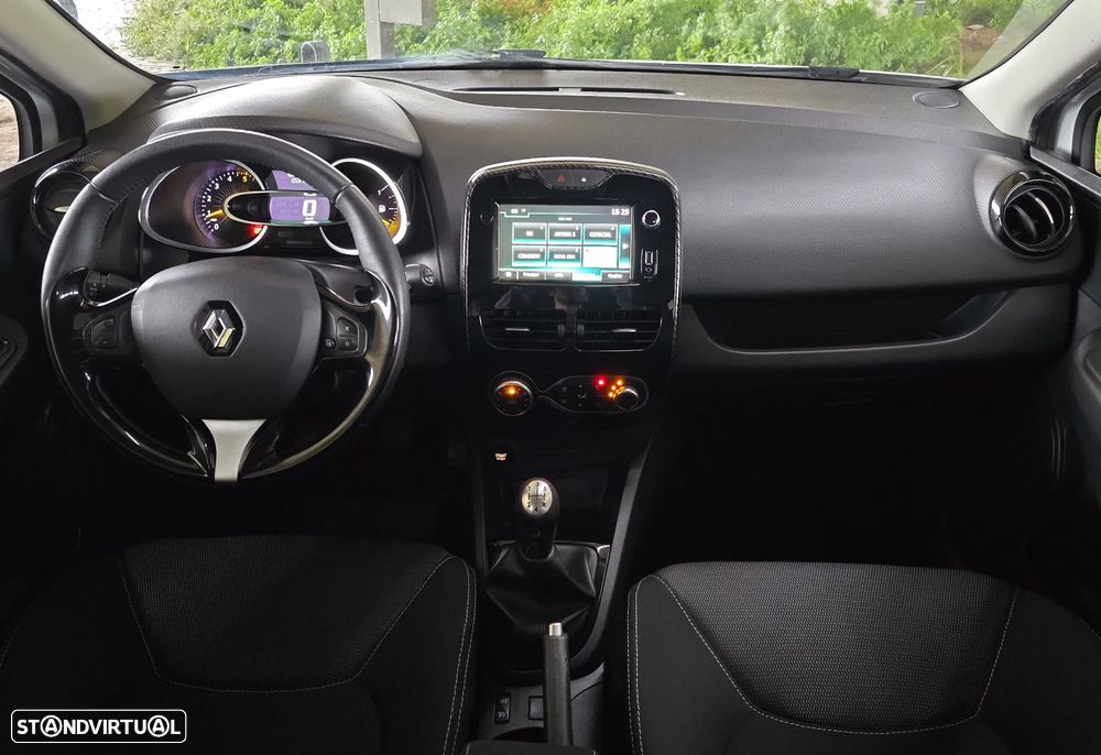Renault Clio Sport Tourer 1.5 dCi Dynamique S - 6