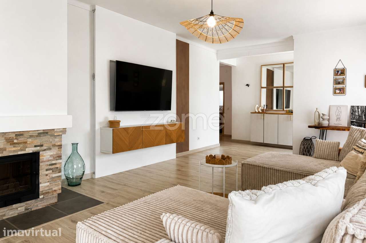 Moradia de Excelência com 486 m² de Construção, Jardim, Garagem e C... - Grande imagem: 3/60
