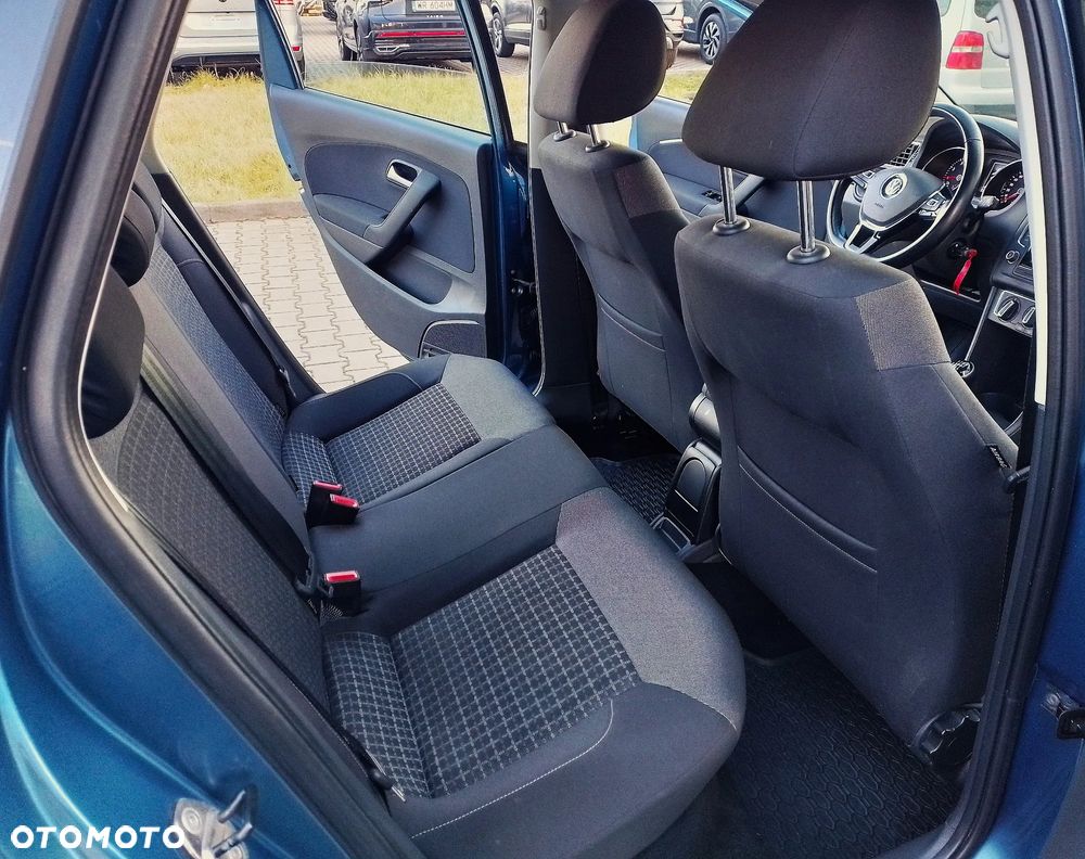 Volkswagen Polo 1.2 TSI BMT Comfortline - 27