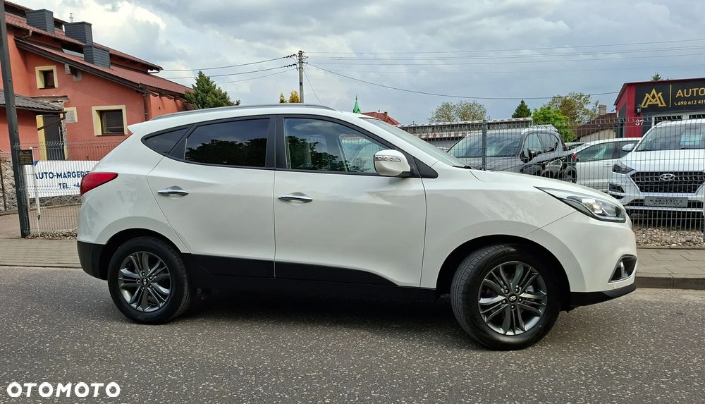 Hyundai ix35 1.6 2WD Fifa World Cup Edition - 38