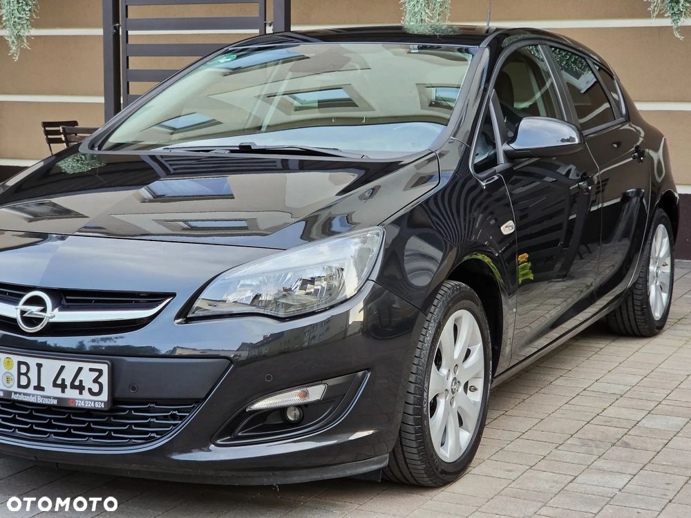 Opel Astra 1.4 Turbo Cosmo - 19