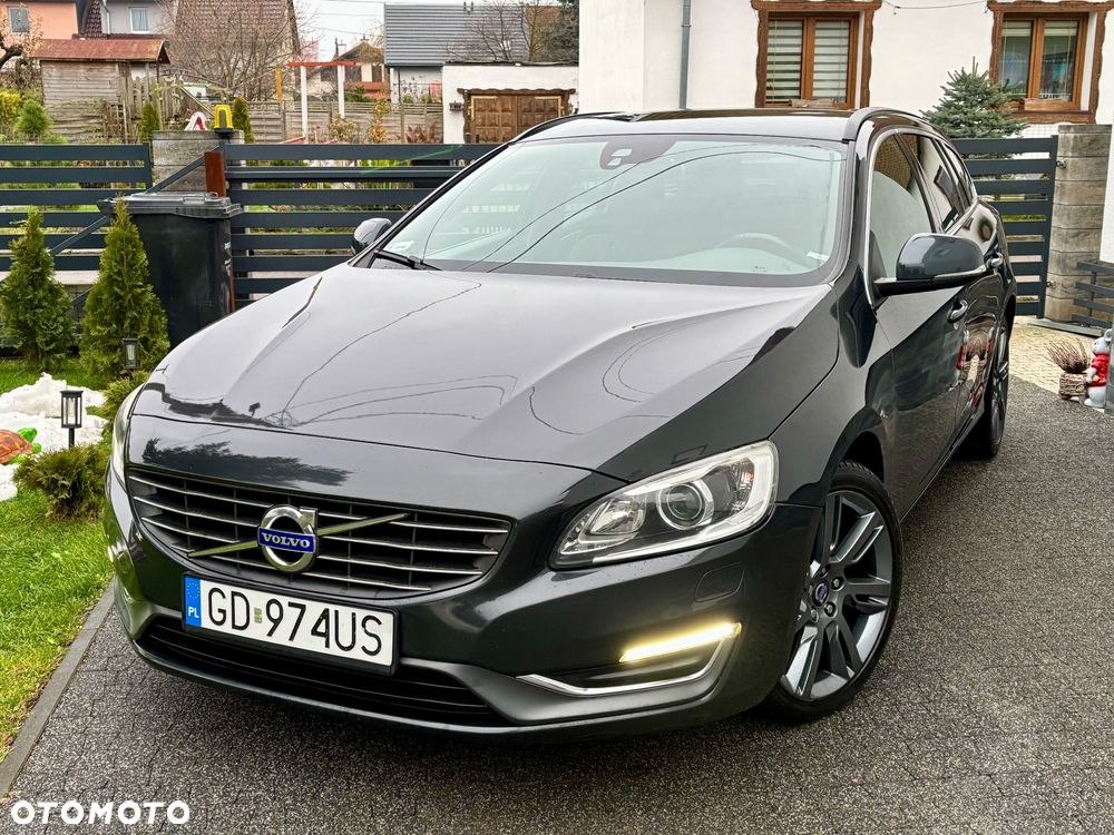 Volvo V60 D3 Summum - 14