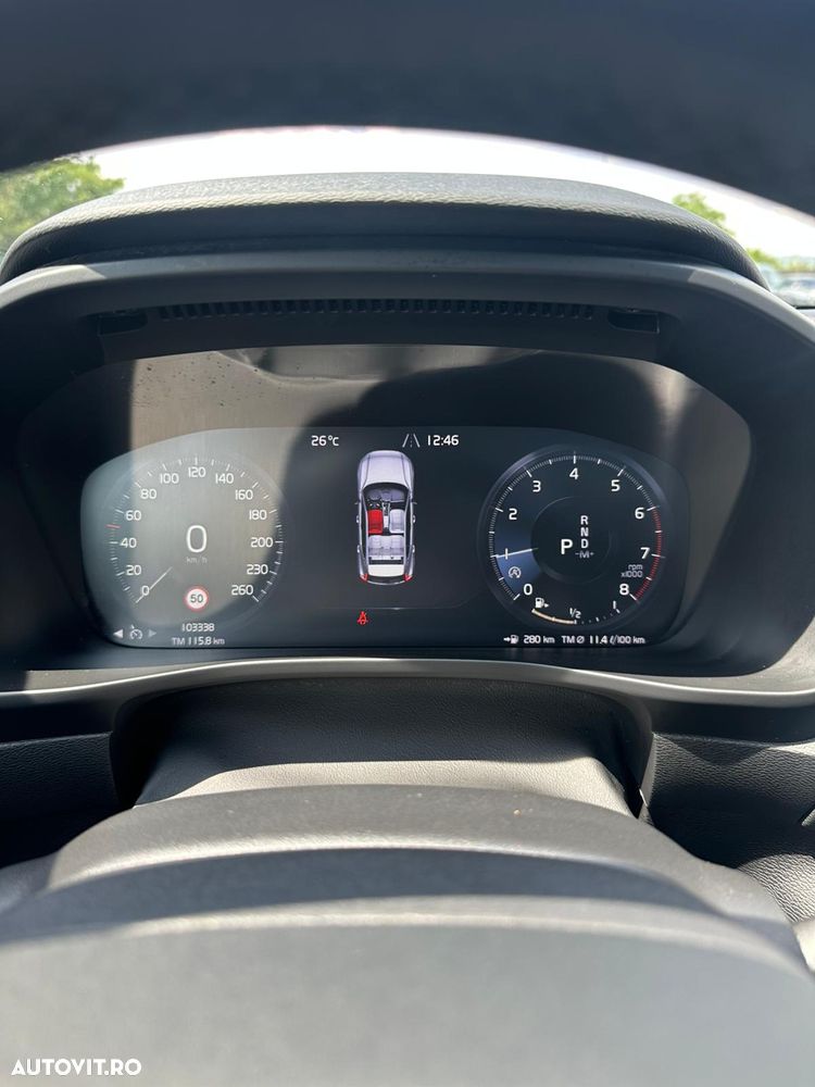 Volvo XC 40 T2 AT8 Momentum - 21