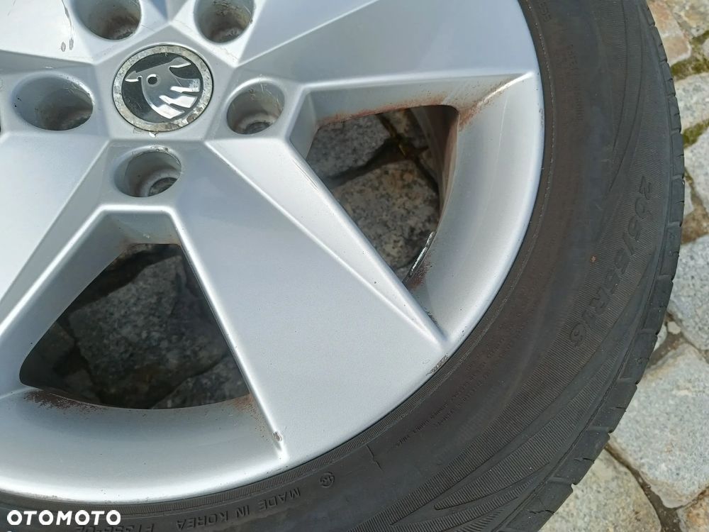 Felgi Aluminiowe 16 Skoda Octavia 3 5x112 ET46 5E0601025H Koła VW Seat Audi 6,5Jx16H2 - 16