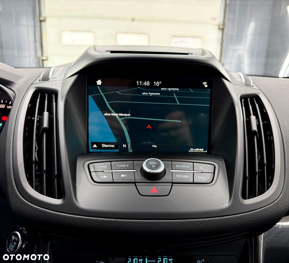 Ford Kuga 1.5 EcoBoost 2x4 Titanium - 19