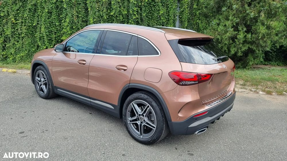 Mercedes-Benz GLA - 3