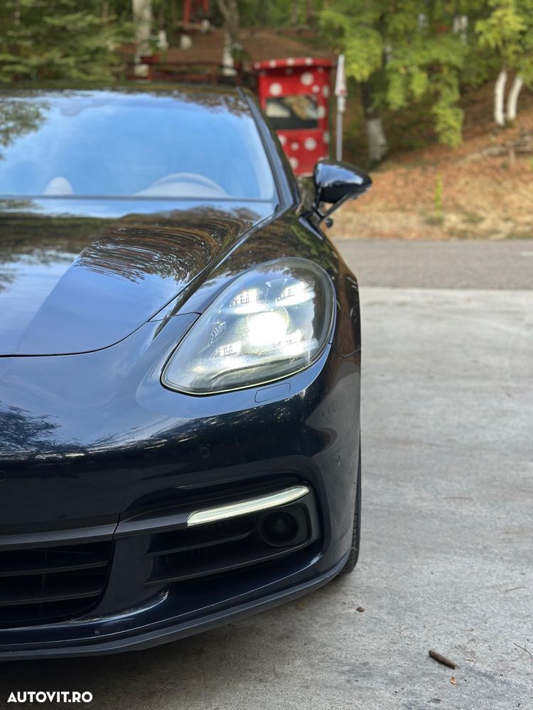 Porsche Panamera 4S - 7