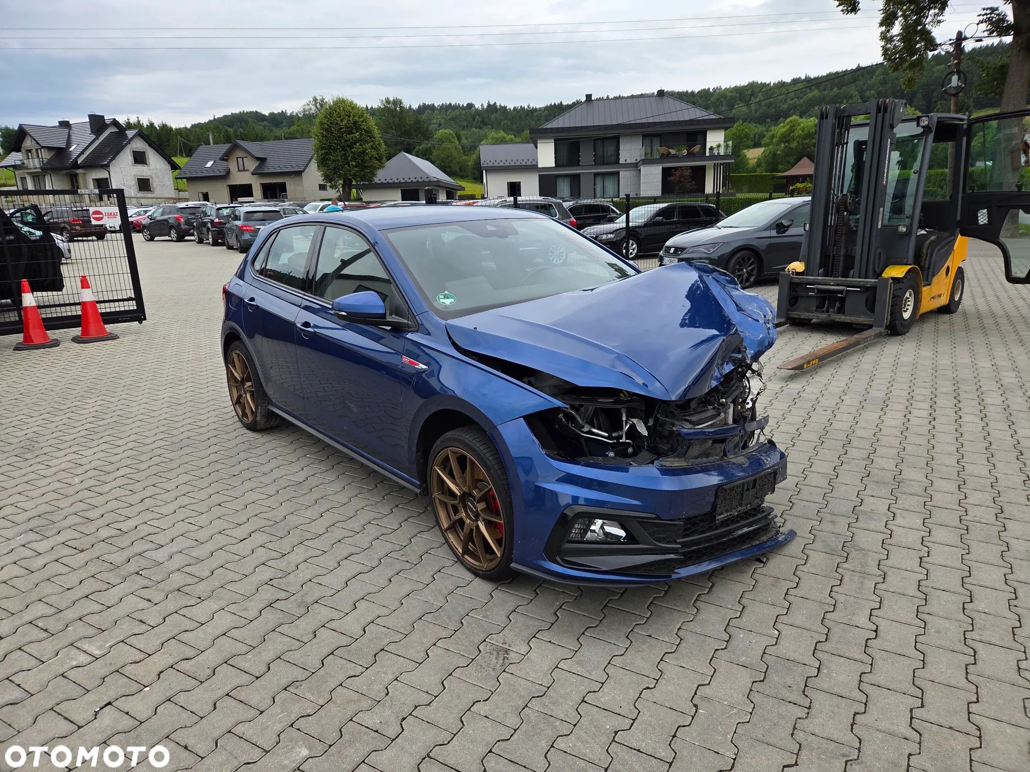 Volkswagen Polo - 1