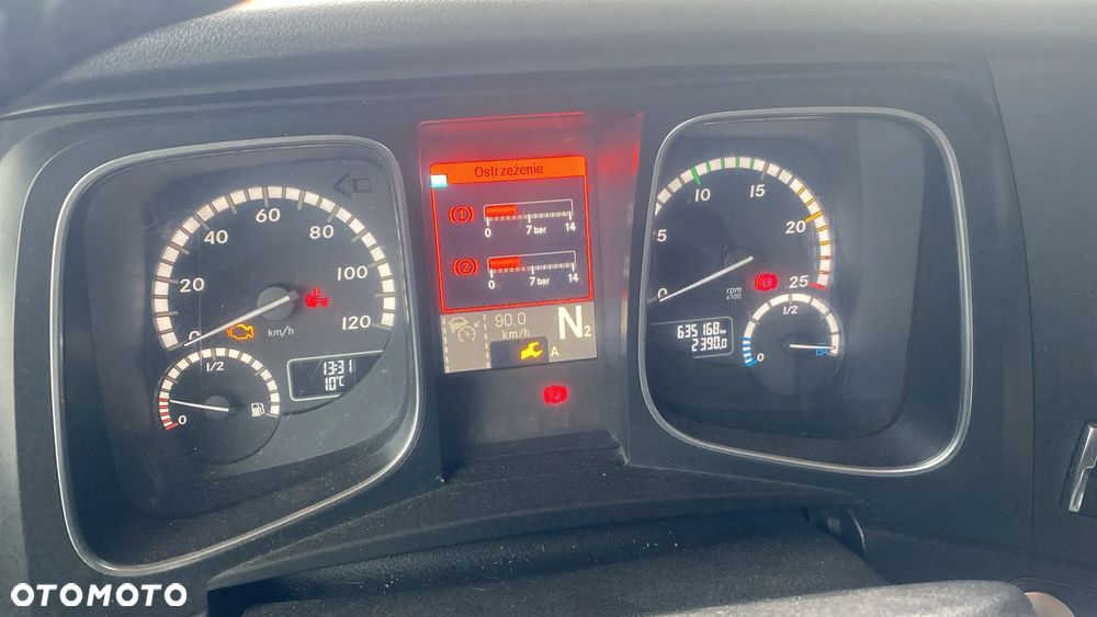 Mercedes-Benz Actros - 4