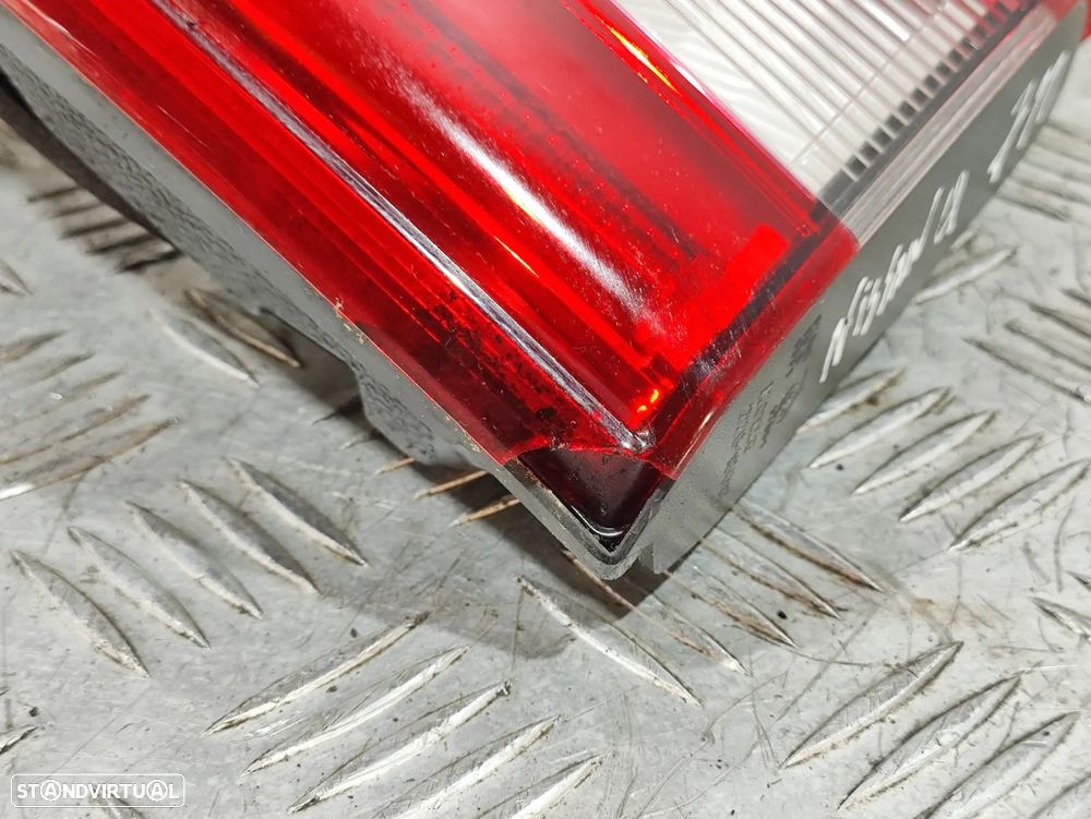 Farolins de Mala Nissan Qashqai 2 J11 - 265504EA5A | 265554EA5A - 14