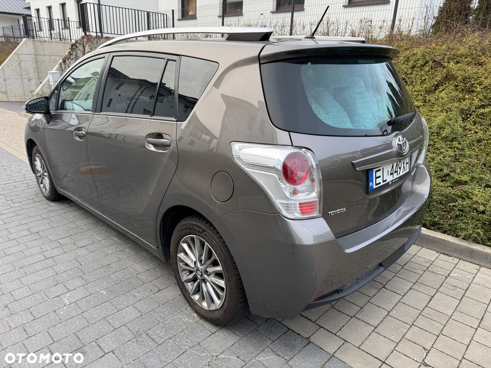 Toyota Verso 1.8 Premium 7os EU6 - 5