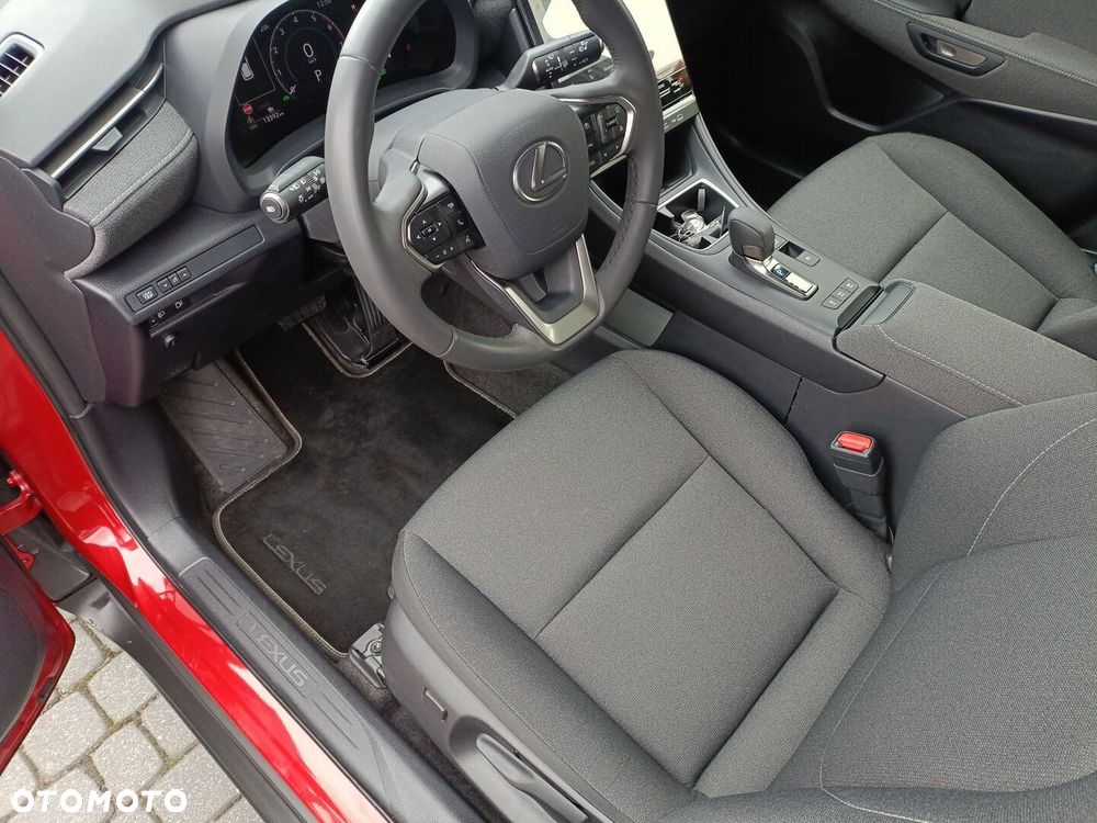 Lexus LBX 1.5 Hybrid - 21