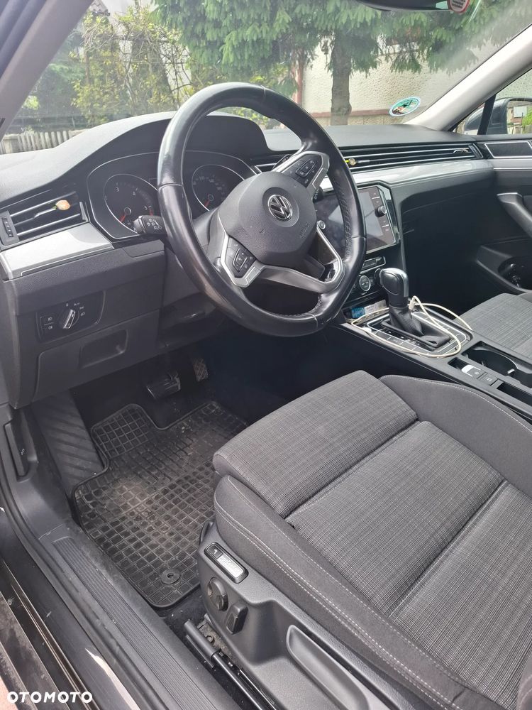 Volkswagen Passat 2.0 TDI (BlueMotion Technology) DSG Comfortline - 27