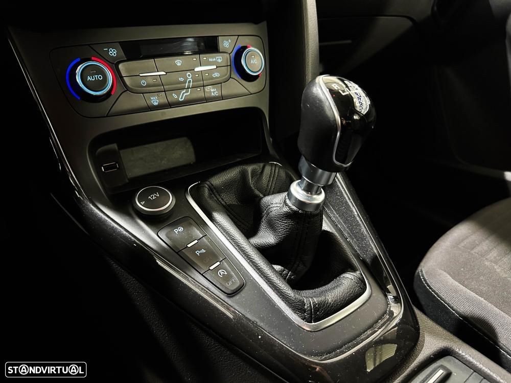 Ford Focus 1.5 TDCi Titanium - 43