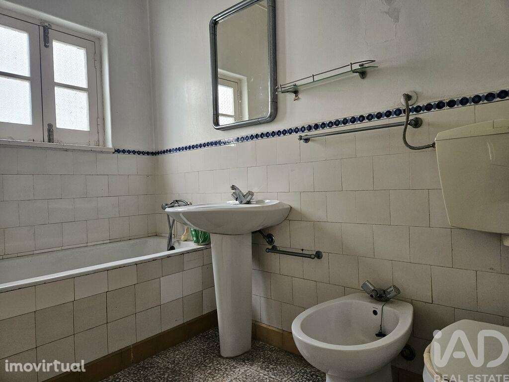 Prédio T5 em Caldas da Rainha - Nossa Senhora do Pópulo, Coto e São Gr - Grande imagem: 5/24