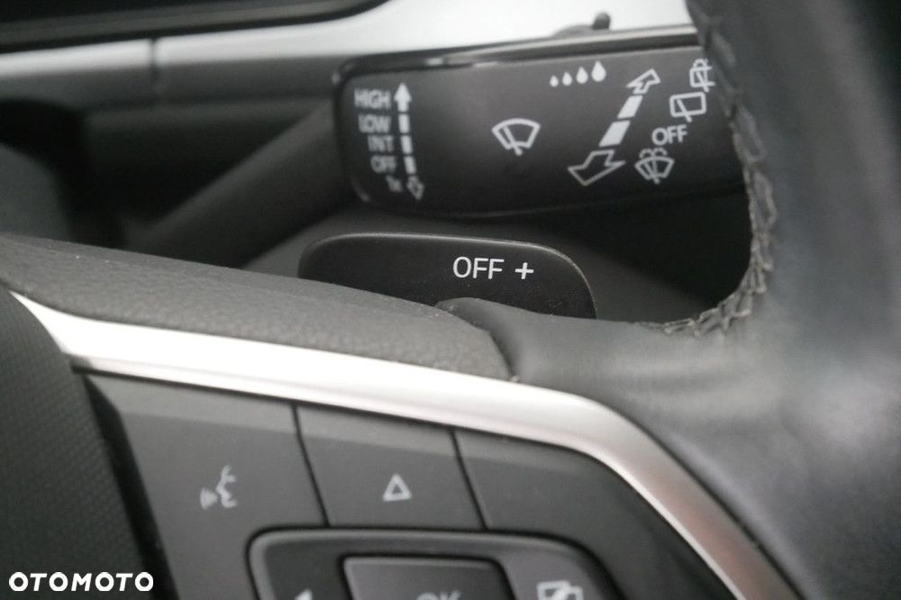 Volkswagen T-Roc 1.5 TSI Life DSG - 24