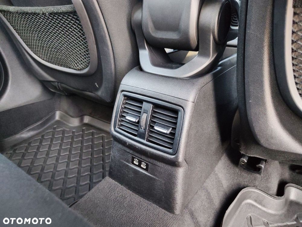 BMW X1 sDrive18i - 22