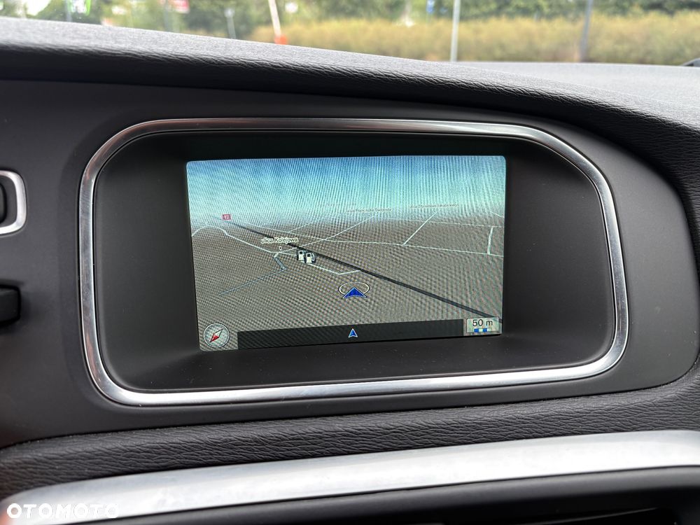 Volvo V40 D2 RDesign - 22