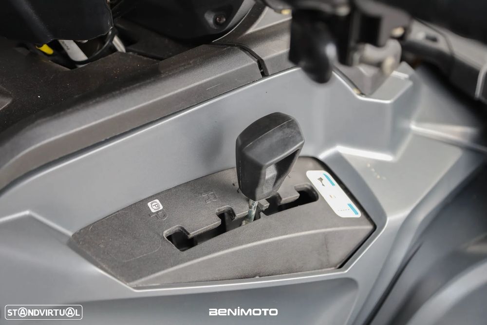 Can-Am Outlander 650 MAX XT-P - 13