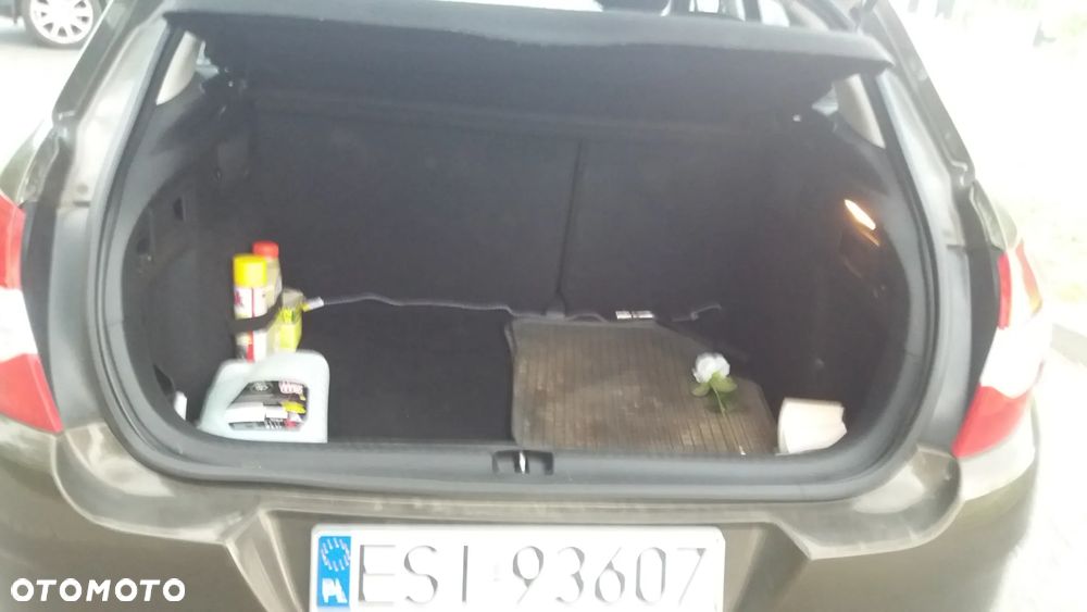 Citroën C4 1.4 VTi Attraction - 11