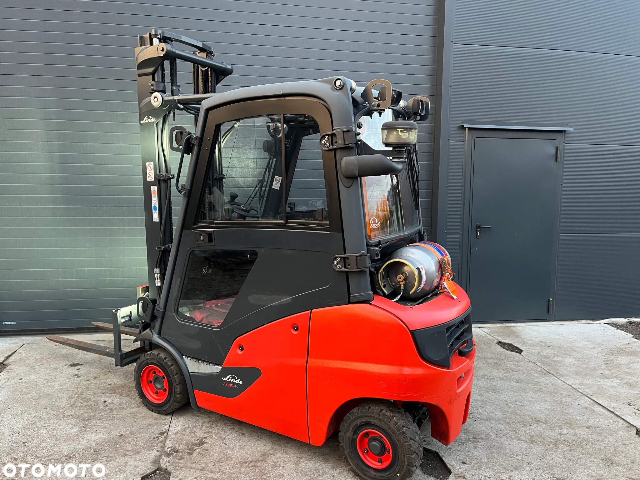 Linde H16-T Gaz LPG, Pełna kabina, Przesuw boczny, maszt Standard - 12