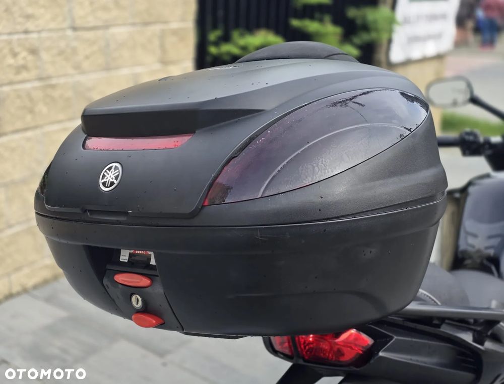 Yamaha FZ8 - 11