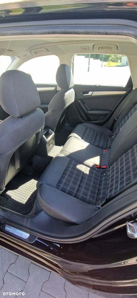 Audi A4 - 25