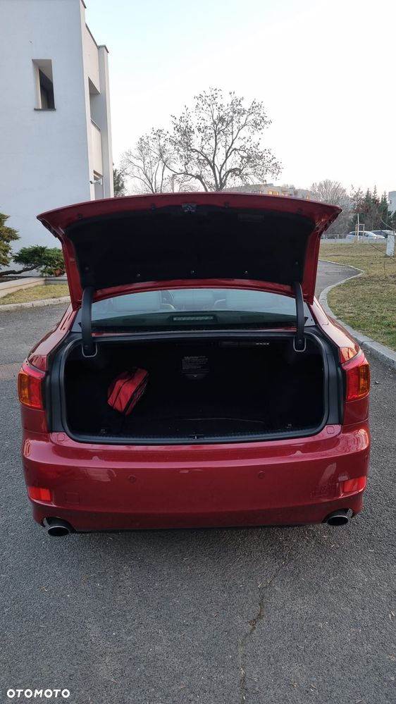 Lexus IS 250 Prestige - 4