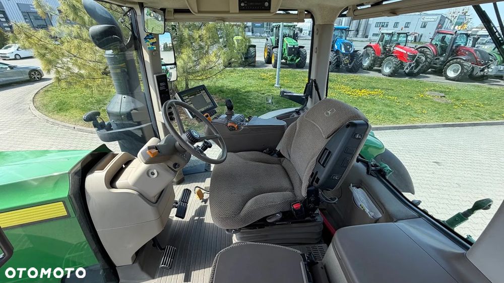 John Deere 8320R - 22