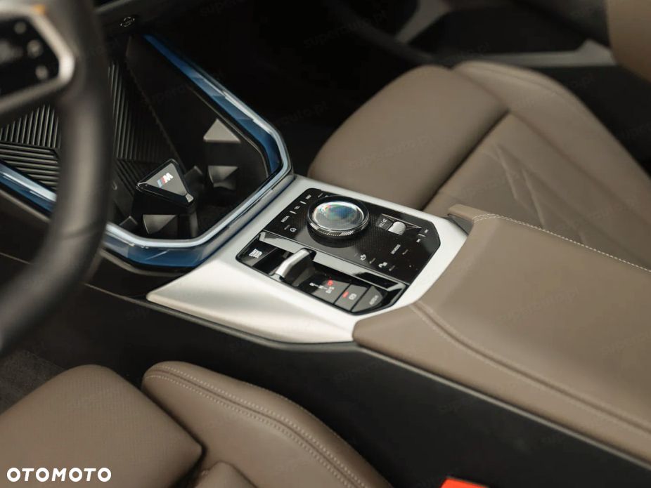 BMW X3 xDrive20d mHEV - 12