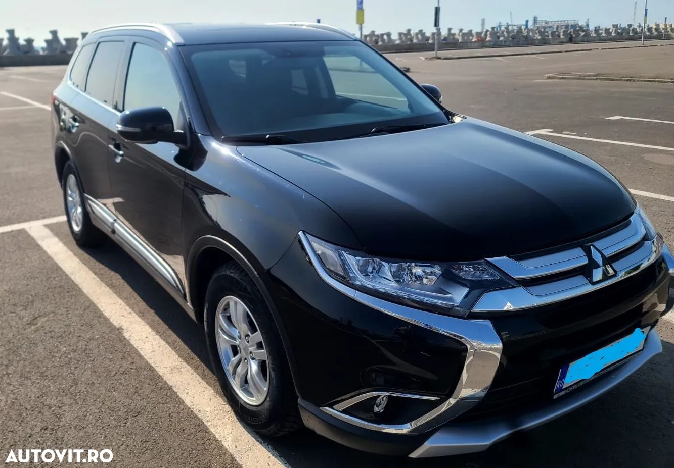 Mitsubishi Outlander 2.2 Litre DI-D AWD Instyle Aut. - 1