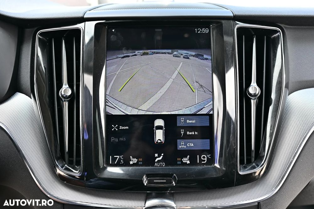 Volvo XC 60 D5 AWD Geartronic Inscription - 10
