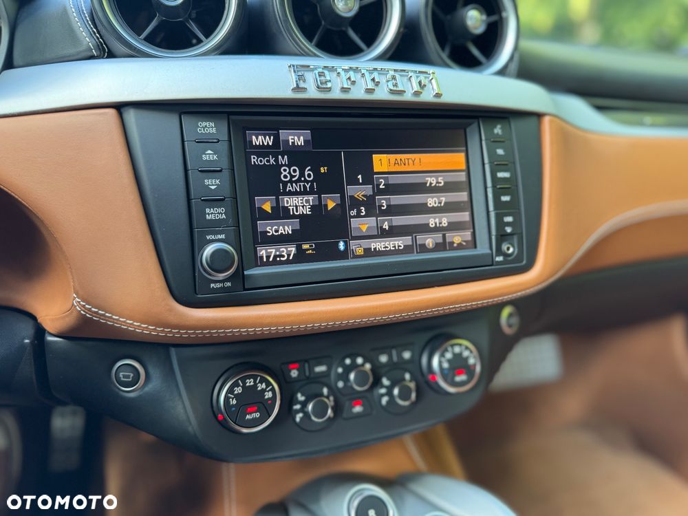 Ferrari FF - 20