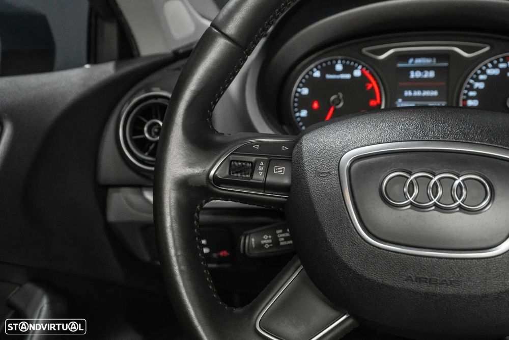 Audi A3 1.4 TFSi S-line - 11