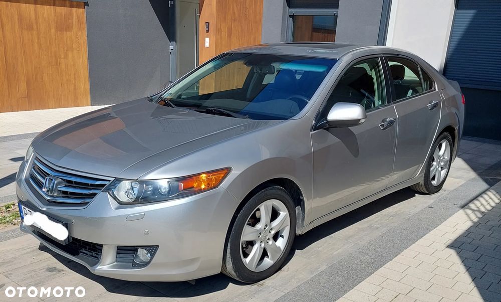 Honda Accord 2.2d Executive Nav - 1