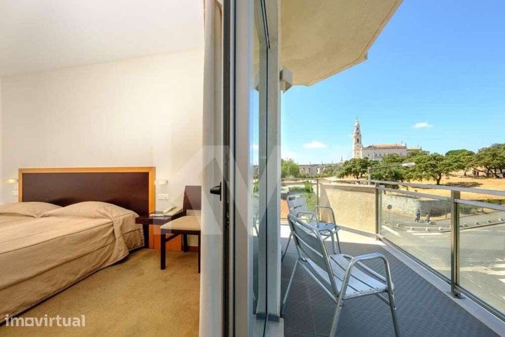 Hotel junto ao Santuário de Fátima | Em pleno funcionamento | Rentabil - Grande imagem: 3/40