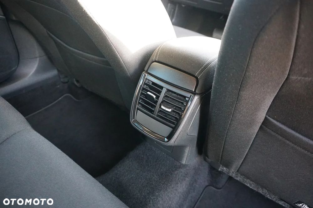 Skoda Kamiq 1.0 TSI Ambition DSG - 24