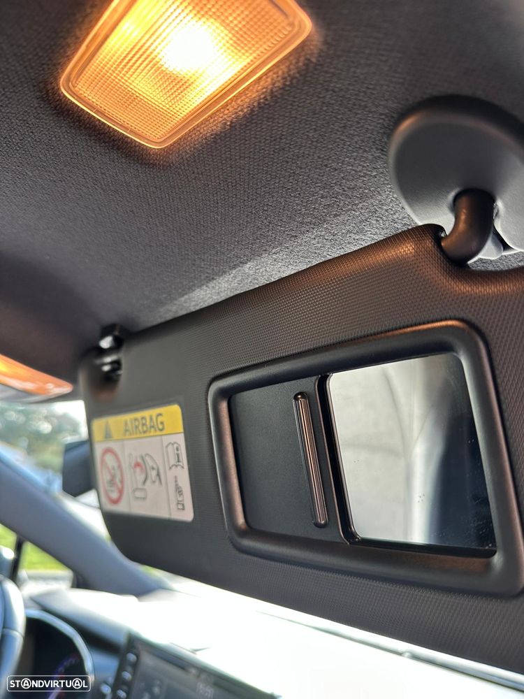 Toyota Corolla Touring Sports 1.8 Hybrid Comfort+P.Sport - 39