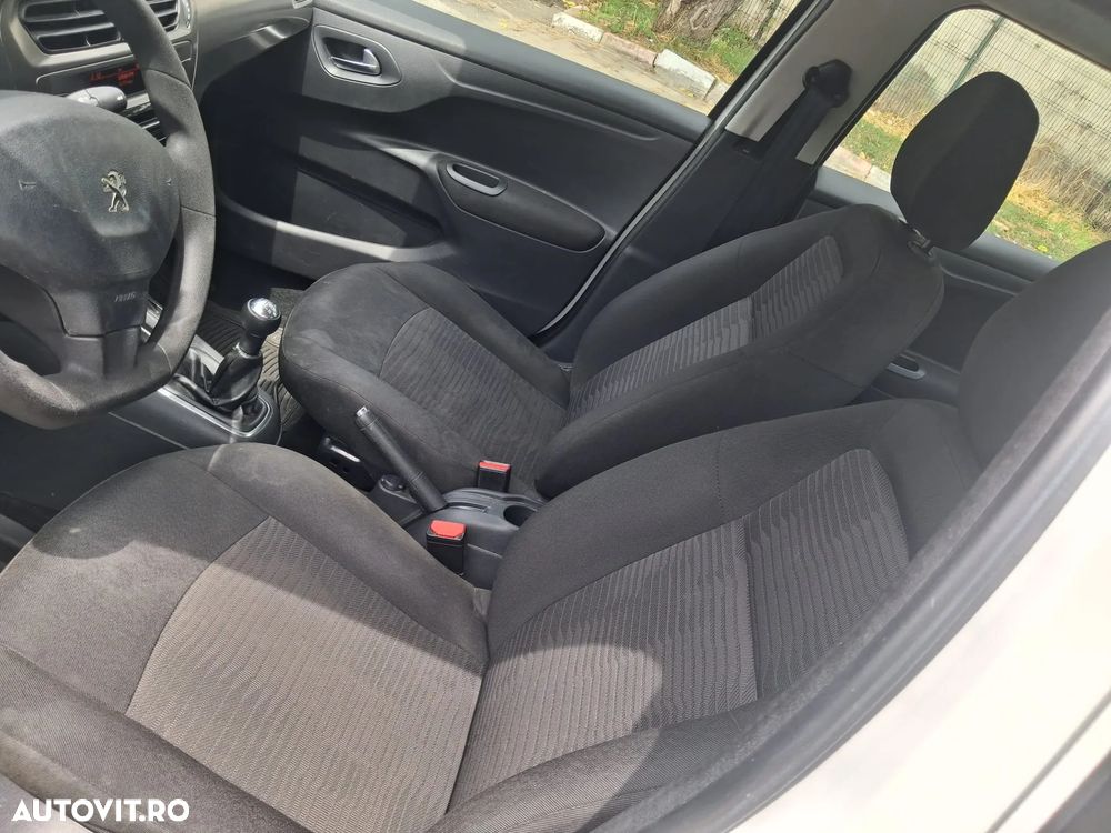 Peugeot 301 1.6 BlueHDI FAP Active - 8
