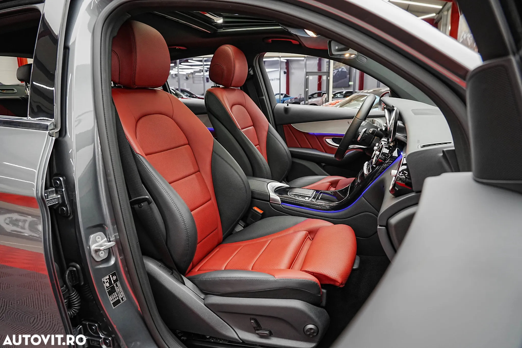Mercedes-Benz GLC Coupe 300 de 4Matic 9G-TRONIC AMG Line Plus - 4
