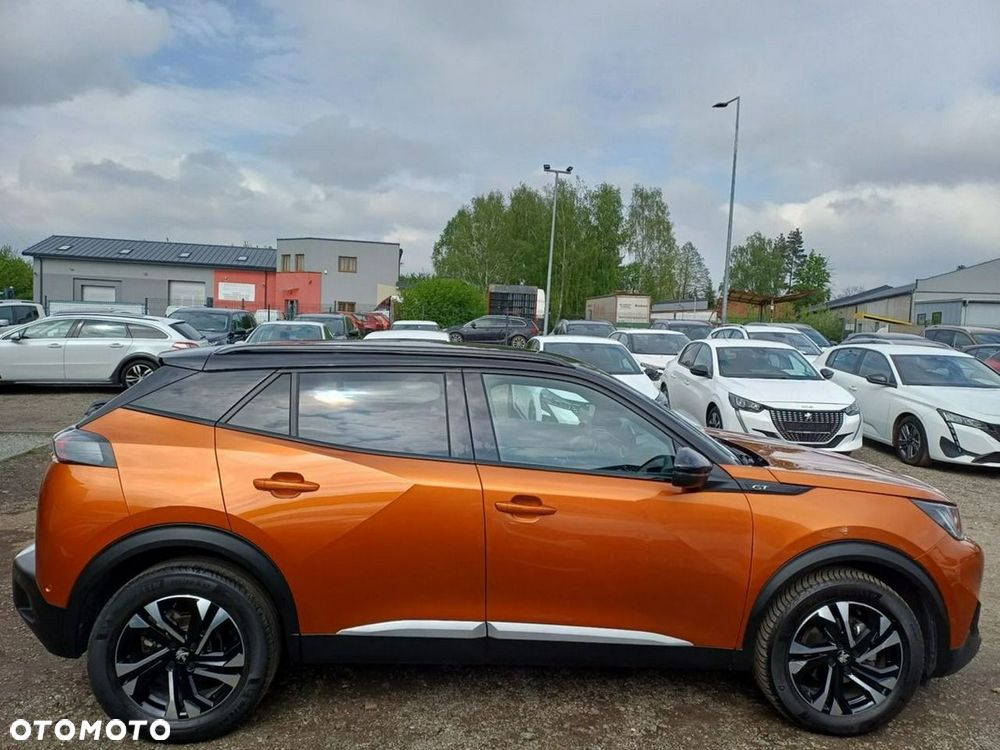 Peugeot 2008 PureTech 130 EAT8 GT Pack - 8