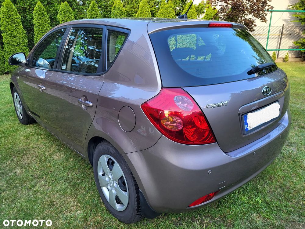 Kia Ceed Cee'd 1.4 Comfort - 5