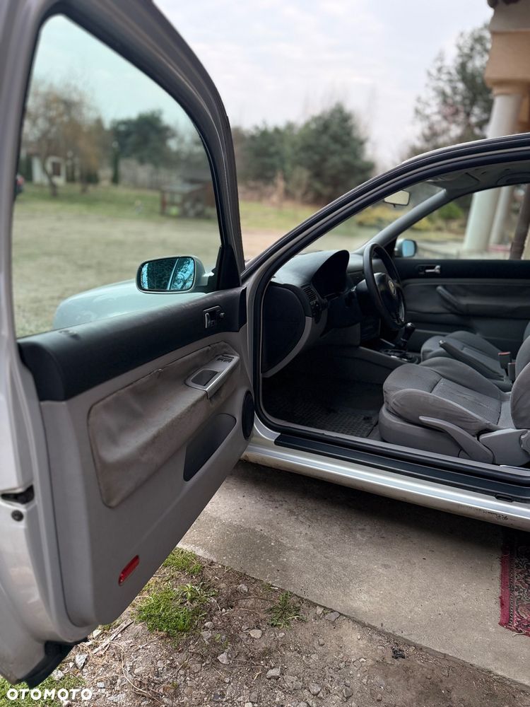 Volkswagen Golf - 14