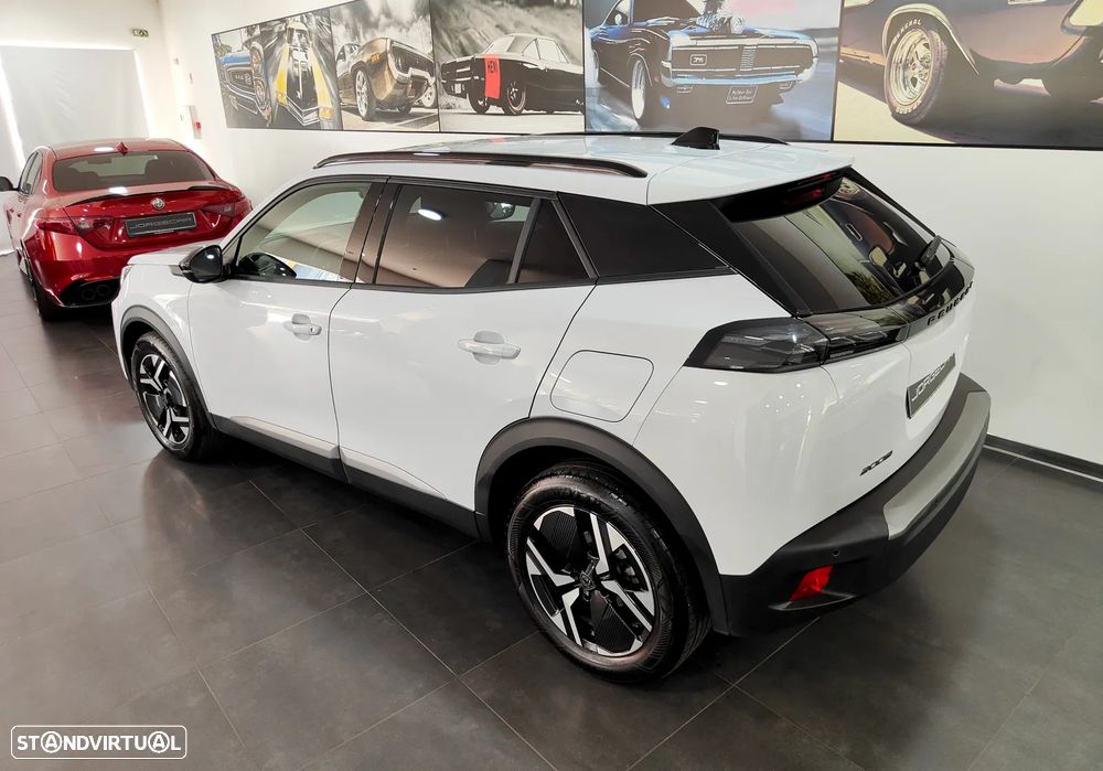 Peugeot 2008 1.2 PureTech Allure - 24