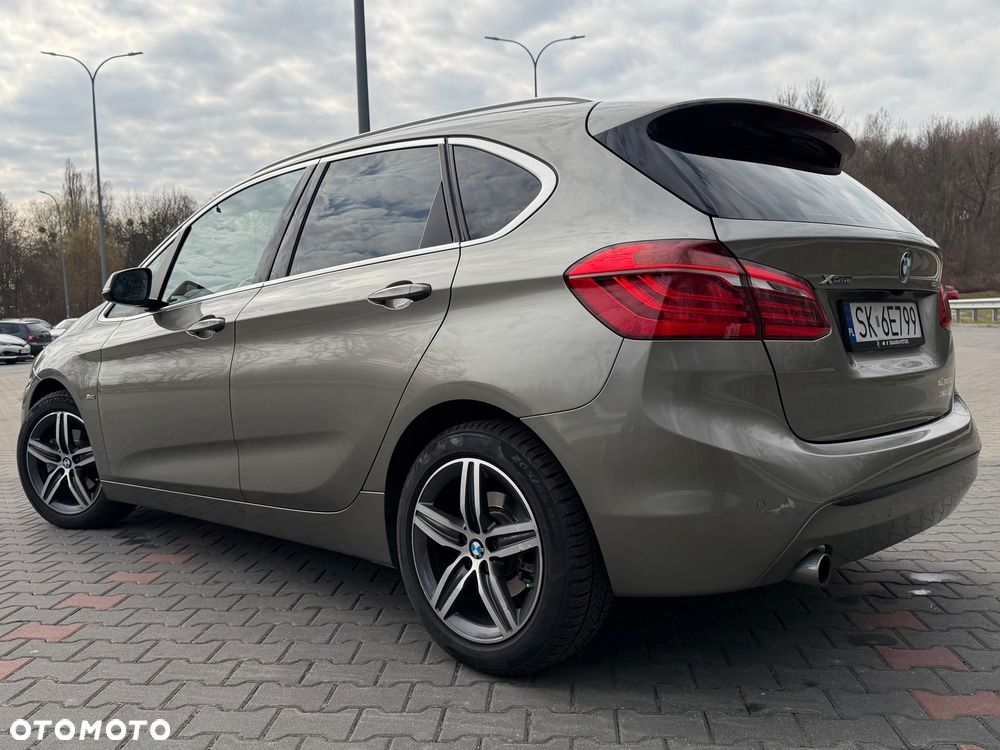 BMW Seria 2 218d xDrive Sport Line sport - 11