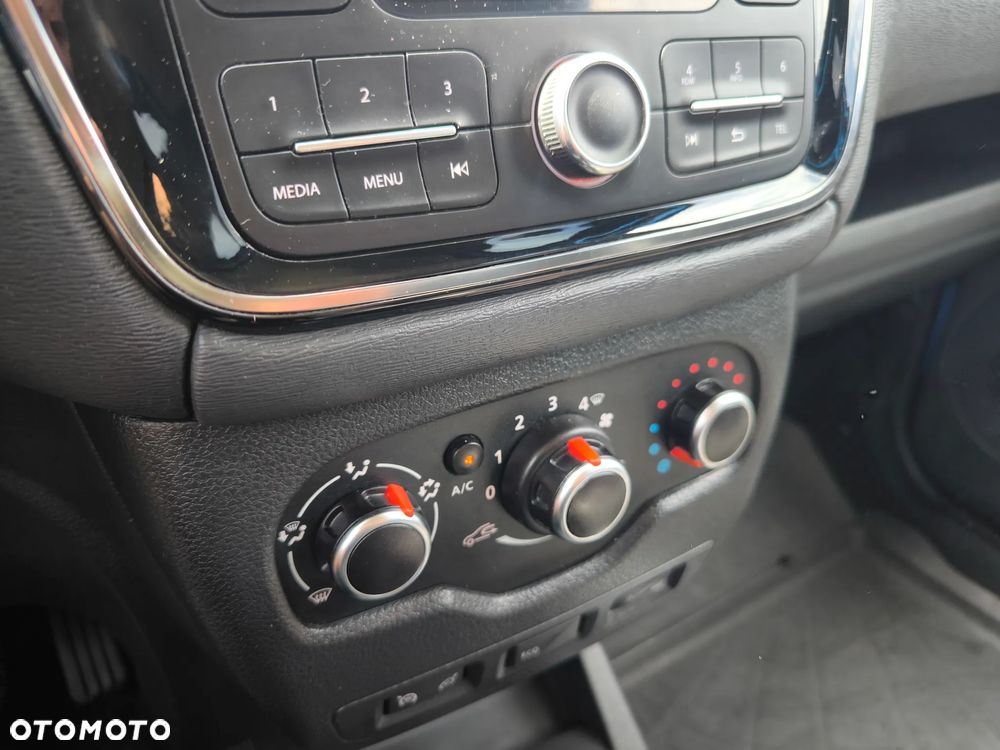 Dacia Dokker 1.6 SCe Stepway - 16